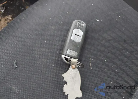 2016 Mazda 3 I Sport z USA, uszkodzony, nr VIN JM1BM1J77G1327272